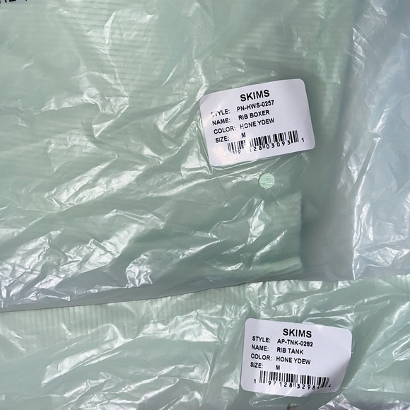 🔥NWT (SET) SKIMS Soft Lounge Tank & Boxer Honeydew 🍈🍈🍈 - Picture 12 of 16